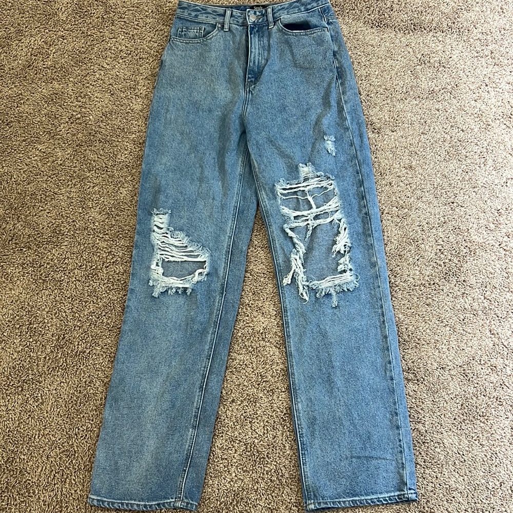 Simple Society high raise destressed bootcut jeans light wash size 5